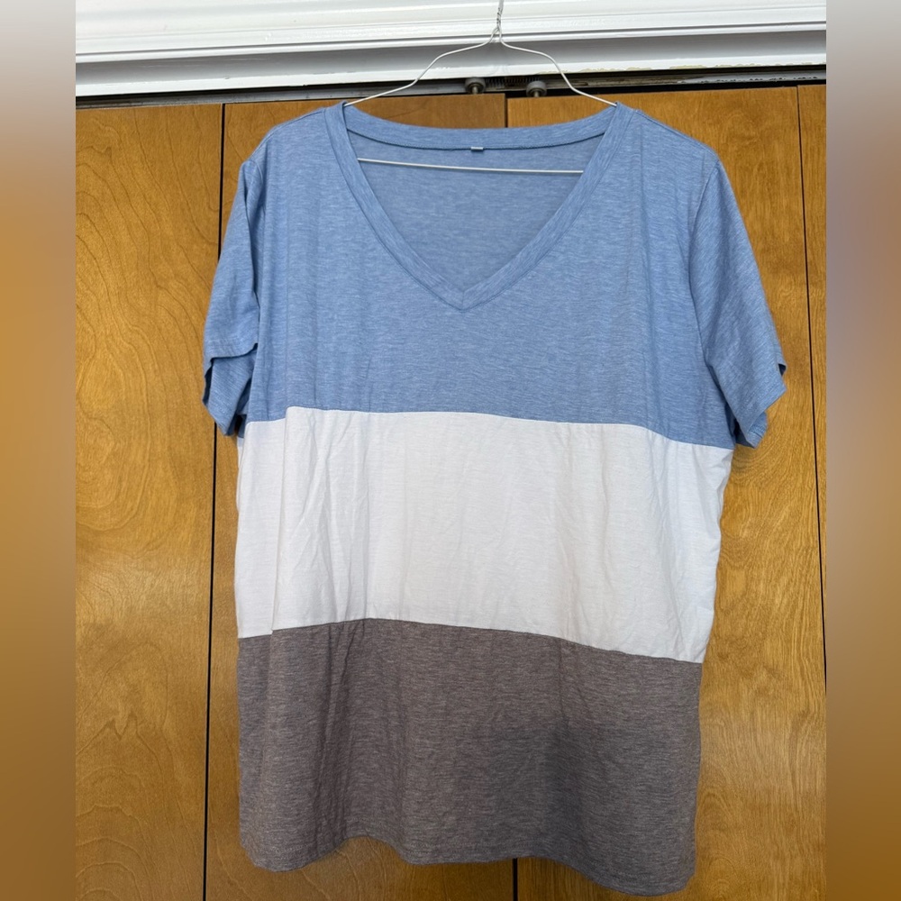 CLEARANCE Blue, White, and Gray Colorblock V-Neck T-Shirt